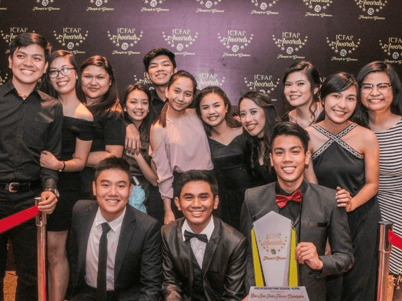 Collaboration, unity and encouragement on financial literacy